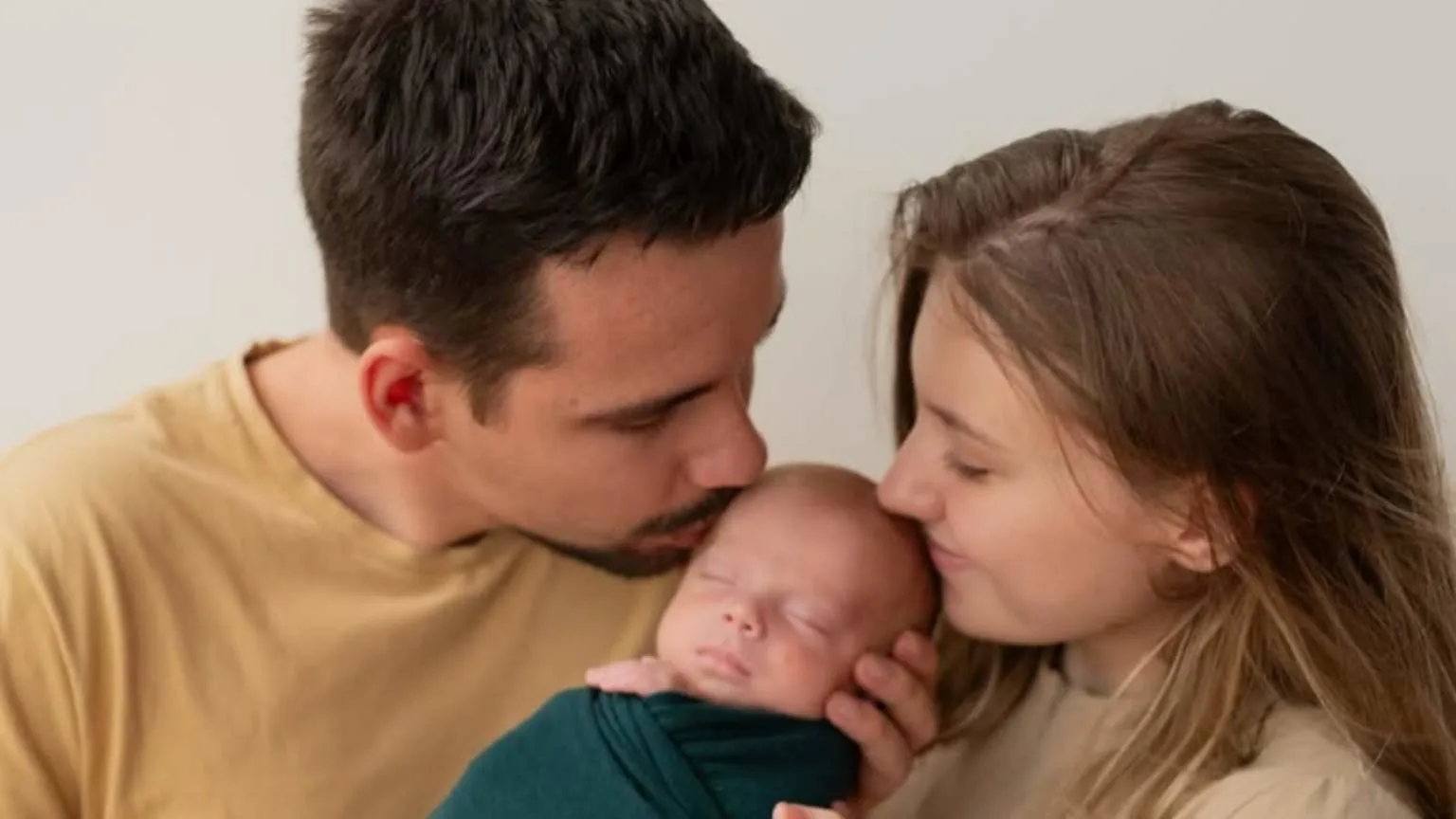 Lucas Borbas diz que Isabel Veloso está com 'alucinações' e desabafa sobre críticas