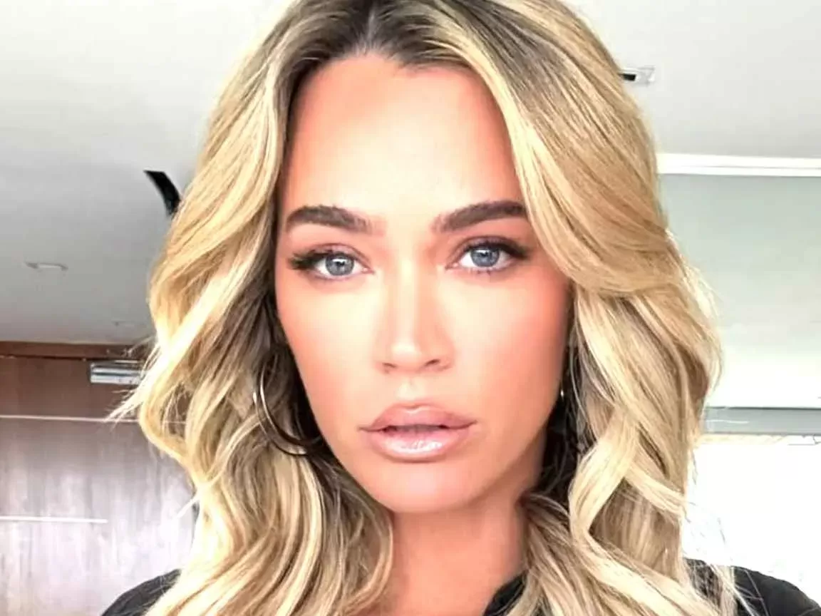 Teddi Mellencamp, estrela da Netflix, revela diagnóstico de tumores cerebrais e passa por cirurgia