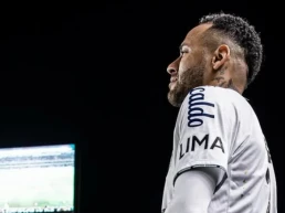 Neymar Jr. faz sua reestreia no Santos e agita torcedores com novo lar na Baixada Santista