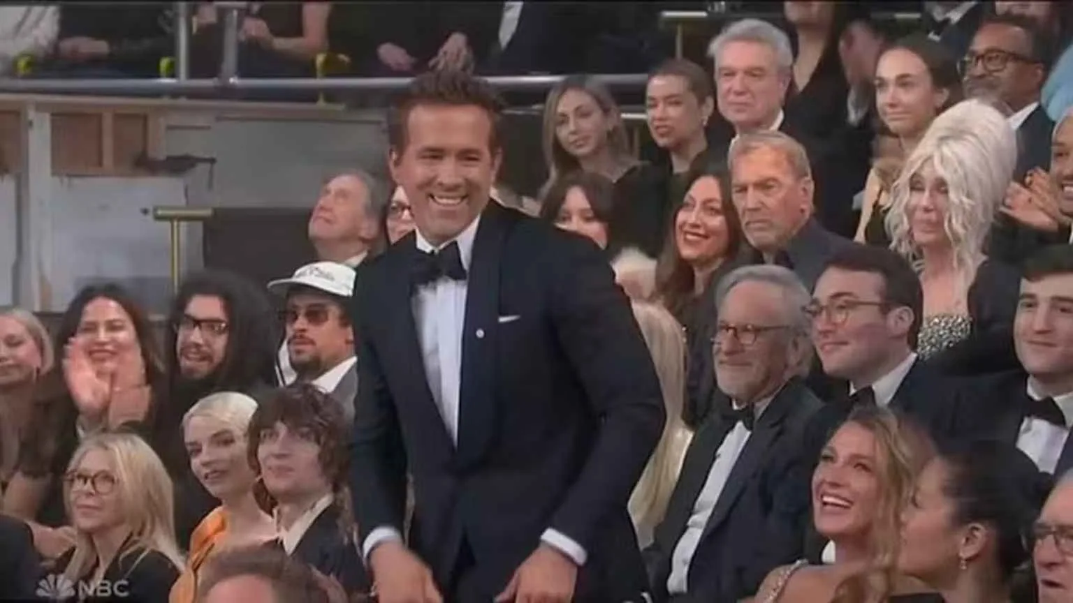 Ryan Reynolds e Blake Lively fazem primeira aparição pública após polêmica com Justin Baldoni - e fazem piada do assunto