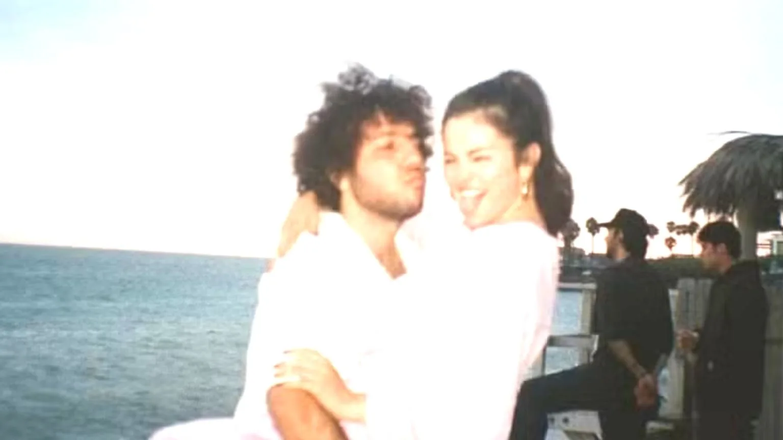 Noivo de Selena Gomez confessa que tem medo da cantora 'acordar' e largar relacionamento