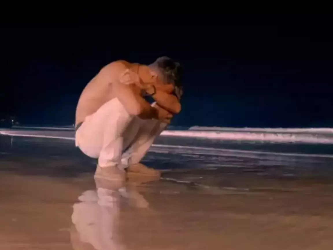 Participante de reality se desespera ao flagar traição da namorada; veja