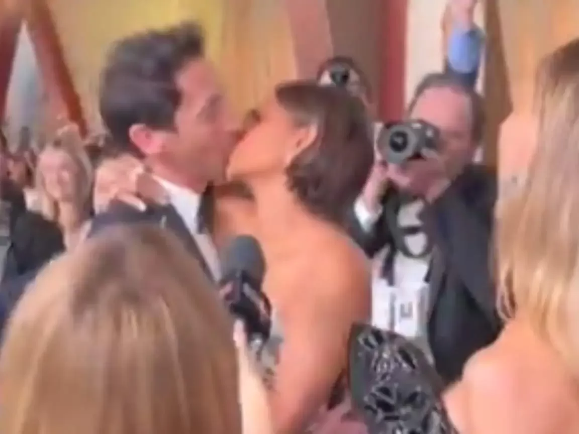 Halle Berry se vinga de Adrien Brody com beijo no tapete vermelho após 22 anos