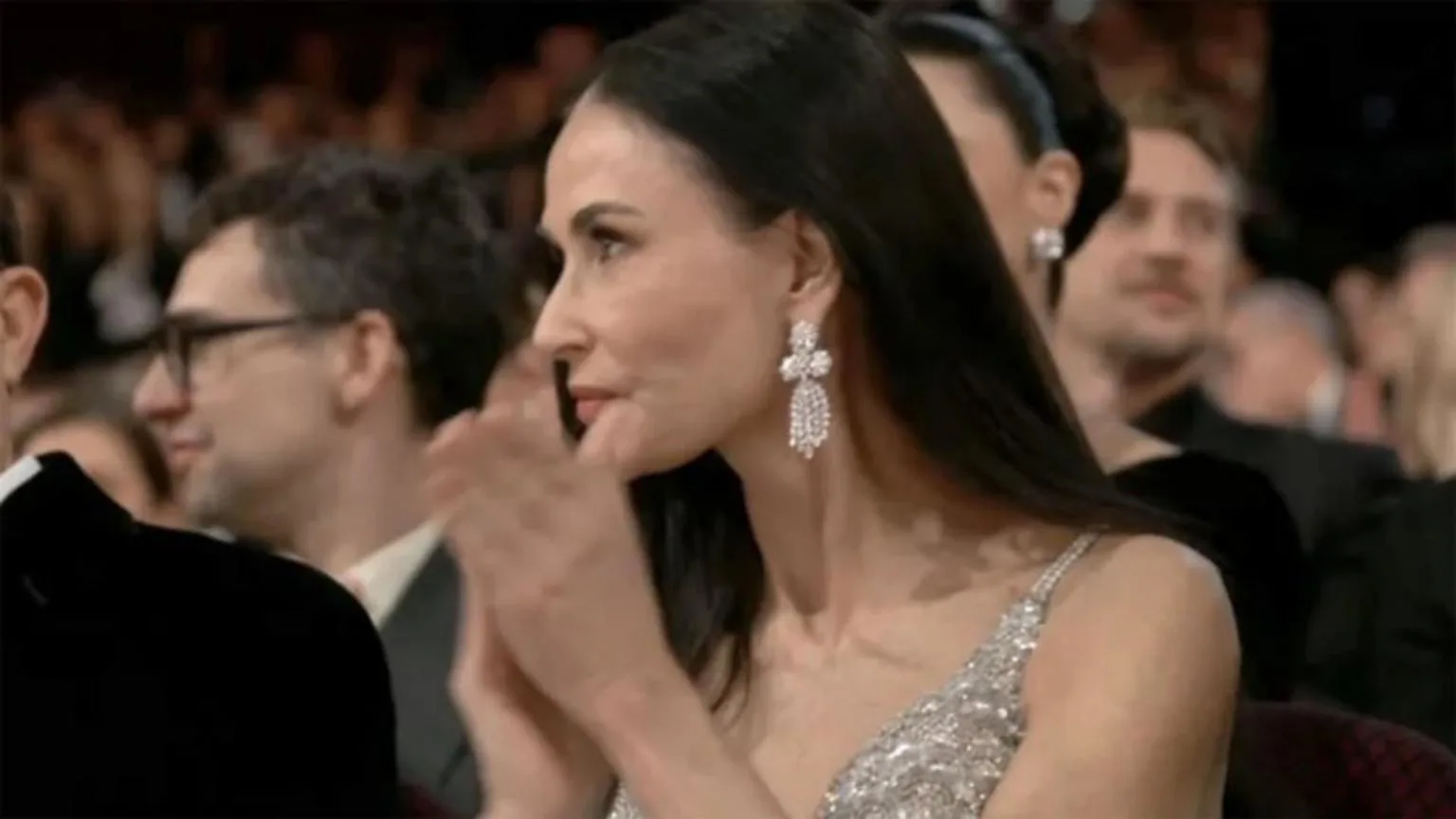 Oscar 2025: Reação de Demi Moore ao perder Melhor Atriz repercute na web