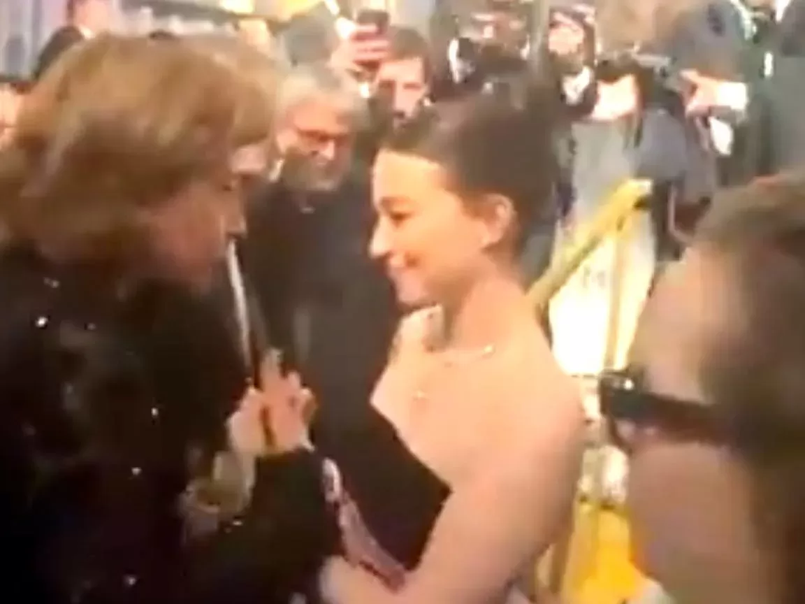 Mikey Madison revela encontro emocionante com Fernanda Torres após vitória no Oscar 2025