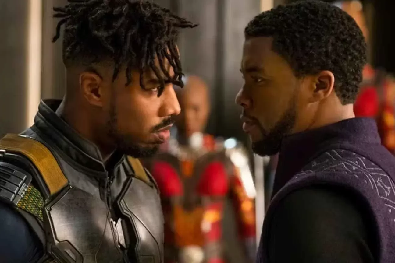 Michael B. Jordan expressa remorso por não ter estado com Chadwick Boseman em seus últimos dias