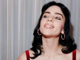 Billie Eilish desabafa sobre inseguranças e revela que 'nunca se sentiu bonita'