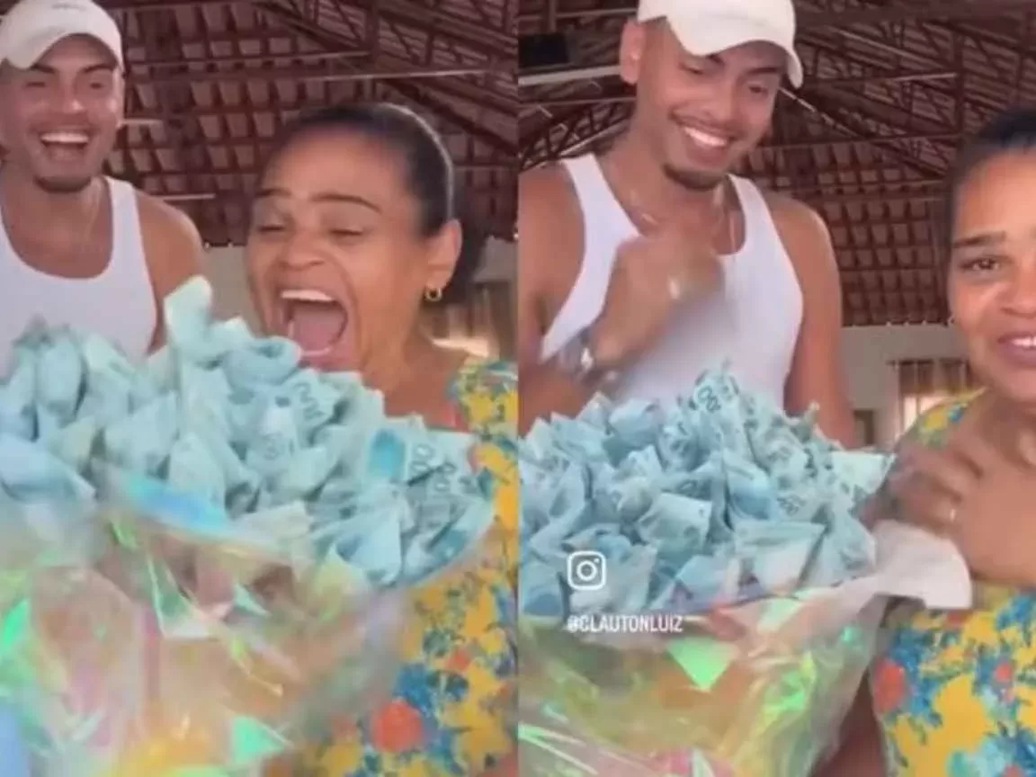 Influenciador emociona a mãe com buquê de dinheiro no valor de R$ 10 mil