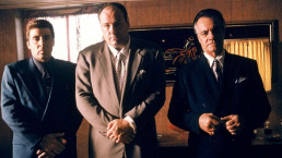 David Chase quase recusou James Gandolfini como Tony Soprano por não parecer 