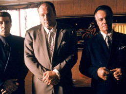 David Chase quase recusou James Gandolfini como Tony Soprano por não parecer 