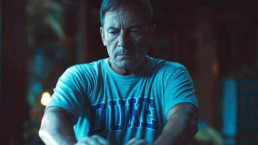 Jason Isaacs nega rumores de tensão nos bastidores da 3ª temporada de 