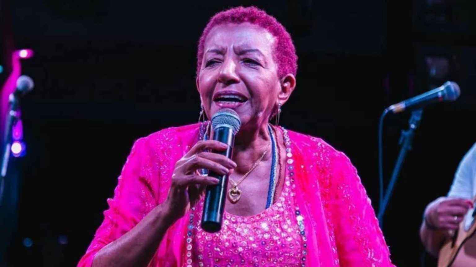 Leci Brandão passa mal durante show em São Paulo e é hospitalizada