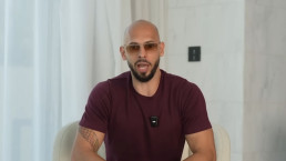 Andrew e Tristan Tate são formalmente acusados de múltiplos crimes sexuais e tráfico humano no Reino Unido