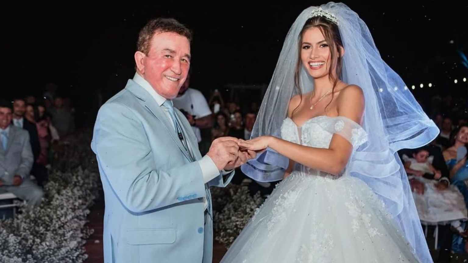 Aos 74 anos, Amado Batista celebra casamento com jovem de 22 e diz: “O amor não tem regras”