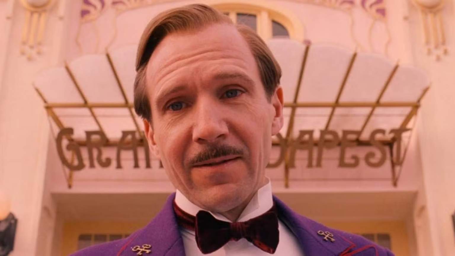 Ralph Fiennes será o novo Presidente Snow em Jogos Vorazes: Amanhecer na Colheita