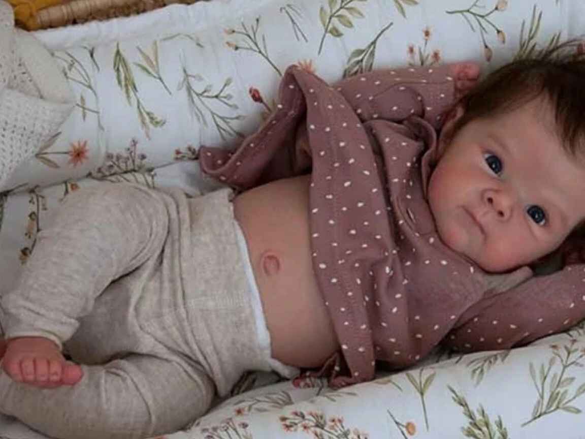 É verdade: Projeto de lei quer multar quem usar bebê reborn para furar filas