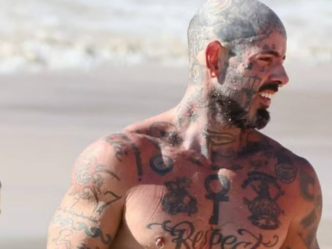 Aos 47, Tico Santa Cruz exibe forma física em Copacabana e revela segredos da transformação