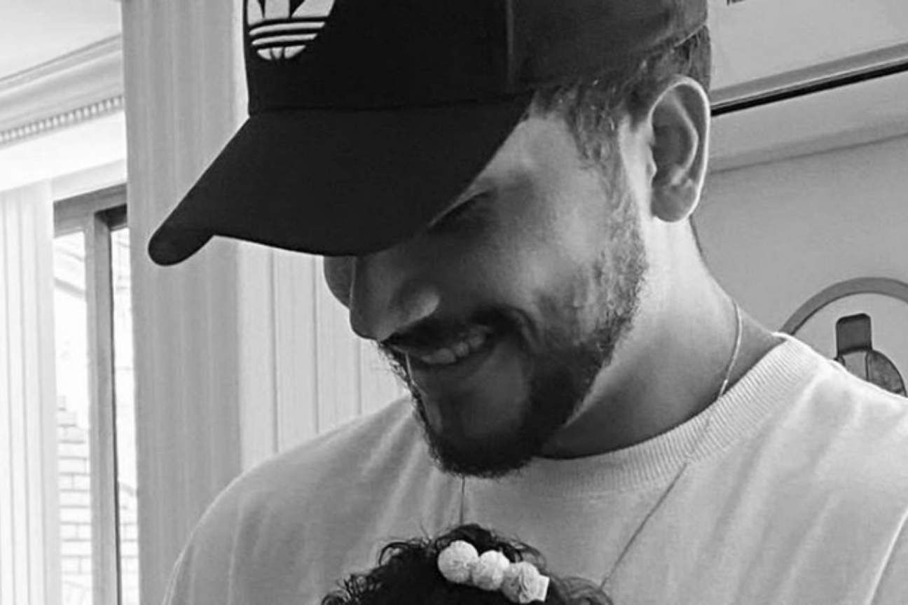 Namorado de IZA, Yuri Lima, abandona futebol após 15 anos