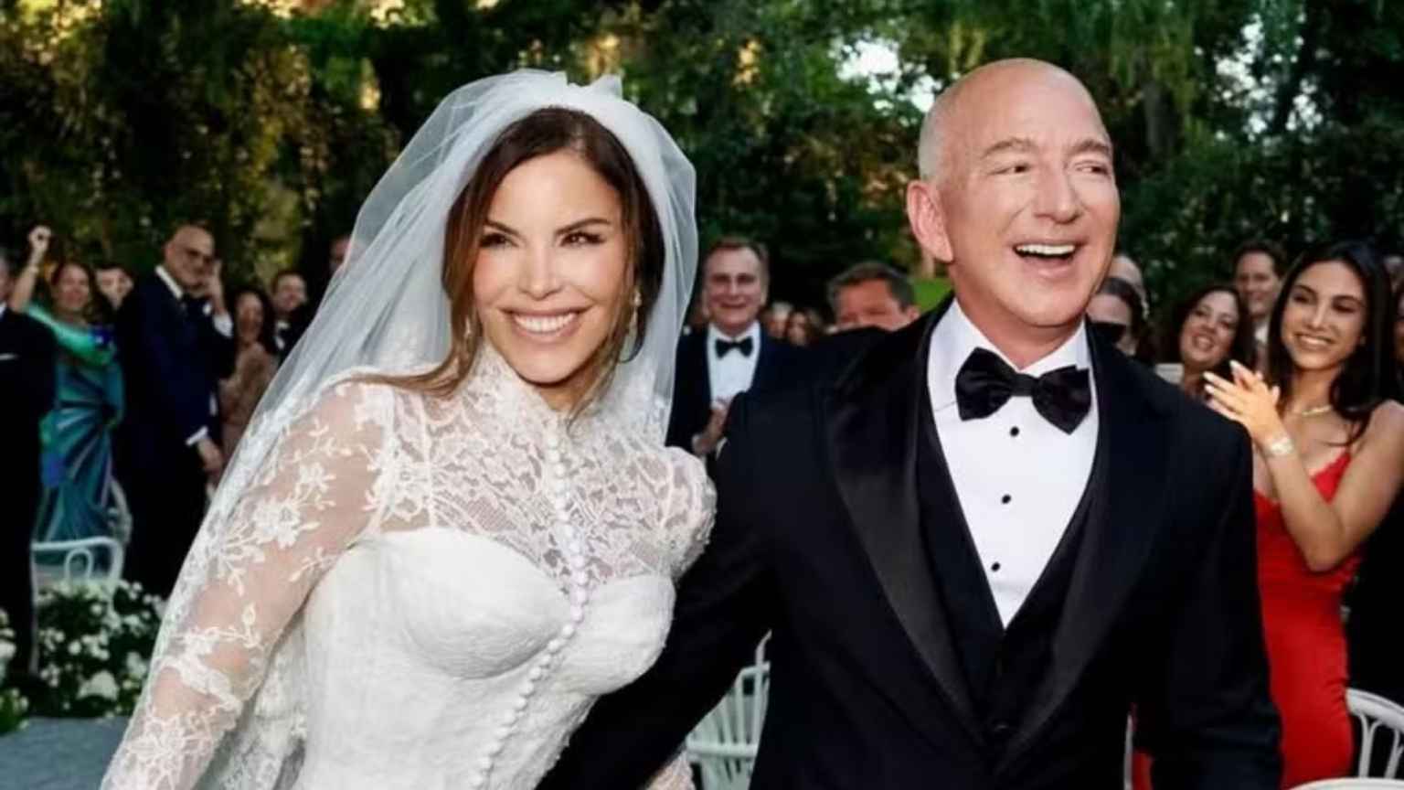 Lauren Sánchez divulga 1ª foto do casamento com Jeff Bezos