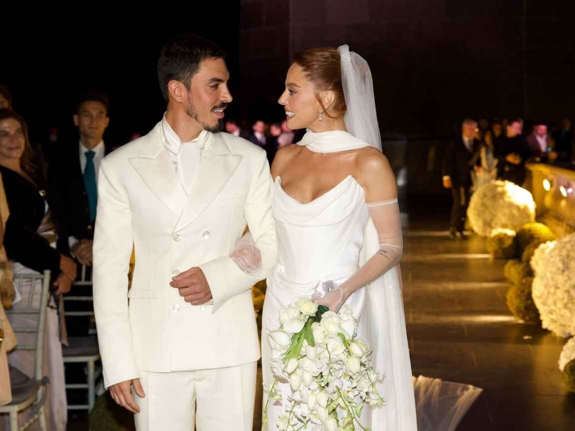 Com a bênção do Cristo Redentor, Giovanna Lancellotti e Gabriel David se casam no Rio