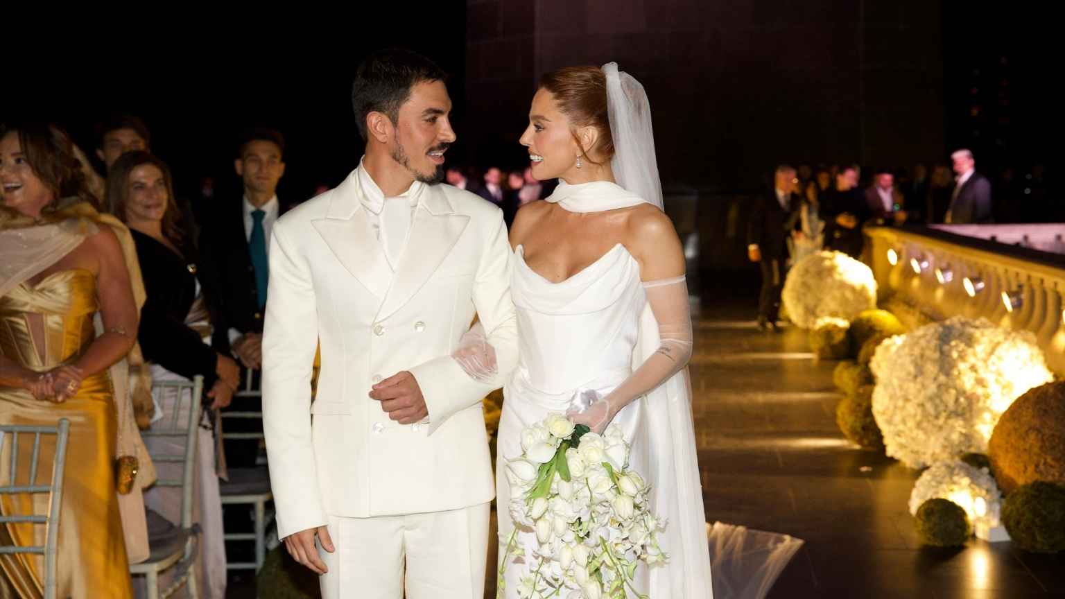 Com a bênção do Cristo Redentor, Giovanna Lancellotti e Gabriel David se casam no Rio