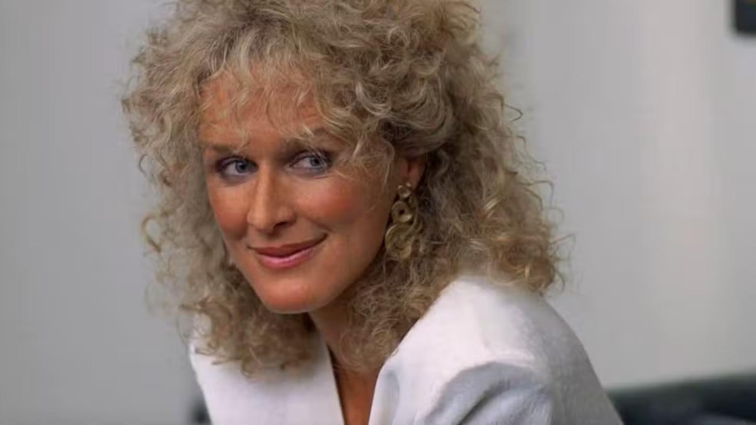 Glenn Close reflete com bom humor sobre envelhecer: 'Pelos no queixo são parte de ser humana'