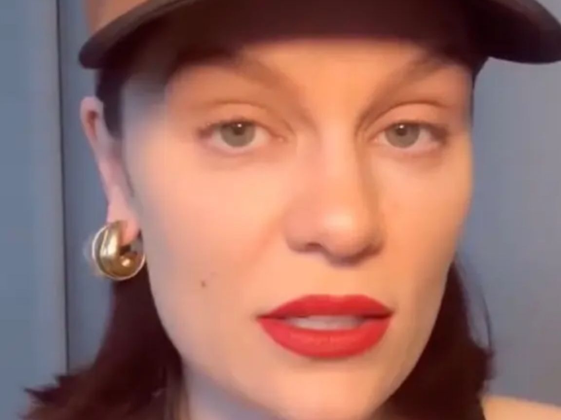 Jessie J, aos 37, anuncia luta contra câncer de mama e brinca: 'Voltarei aprimorada'