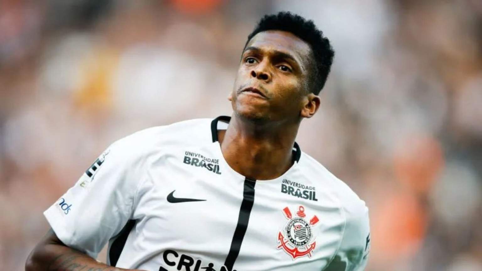 'Vi coisas que doem o coração': Jô quebra o silêncio sobre prisão e revela ter 7 filhos