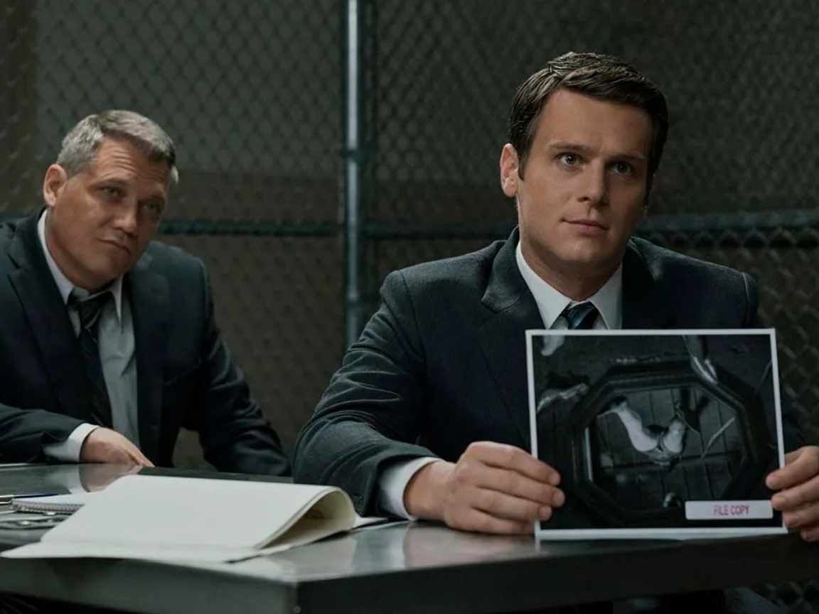 'Mindhunter' pode retornar como três filmes, revela o ator Holt McCallany
