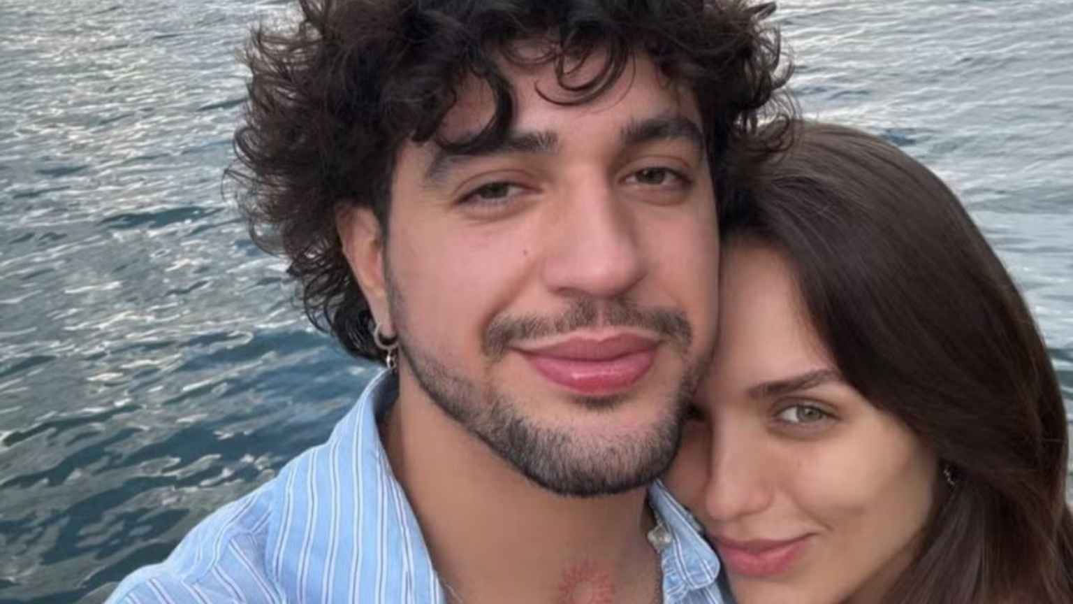 Rafa Kalimann e Nattanzinho anunciam gravidez; atriz surpreende cantor com carta do futuro bebê