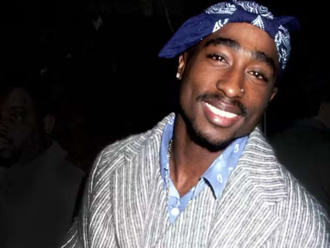 Suge Knight confirma lenda urbana sobre as cinzas de Tupac: 'Amigos bolaram e fumaram'