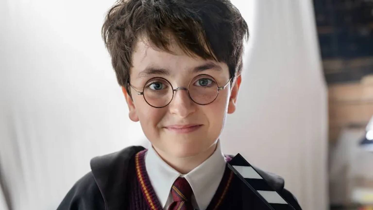 Série 'Harry Potter' da HBO inicia produção e revela primeira foto do novo bruxo