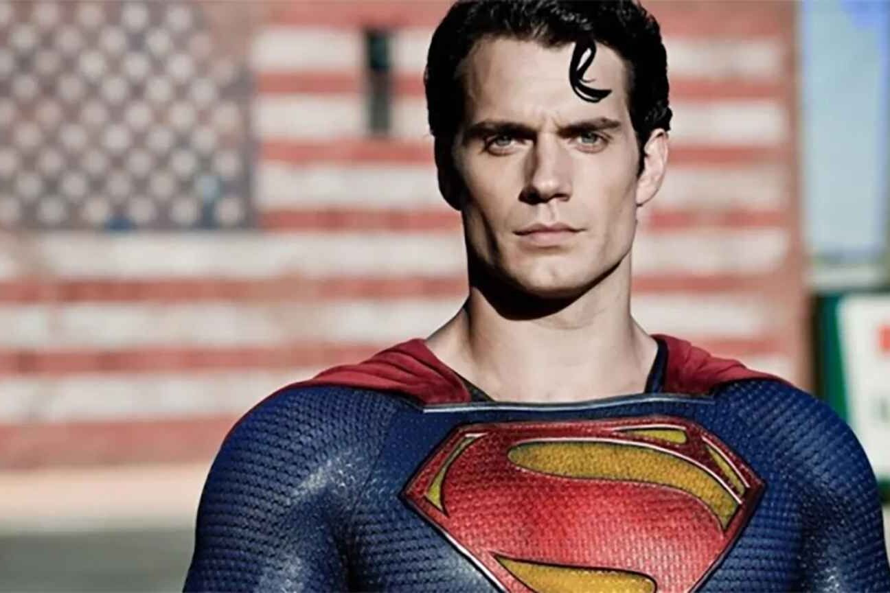 James Gunn chama situação com Henry Cavill de 'injusta' e diz que adoraria dar novo papel ao ator na DC