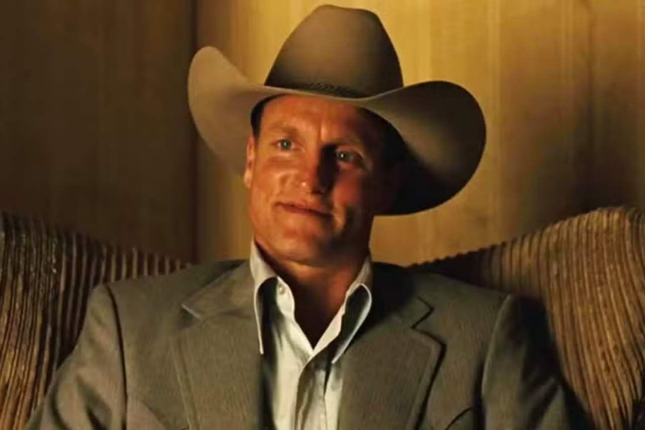 Pai de Woody Harrelson, que era assassino de aluguel, volta a viralizar e choca internautas