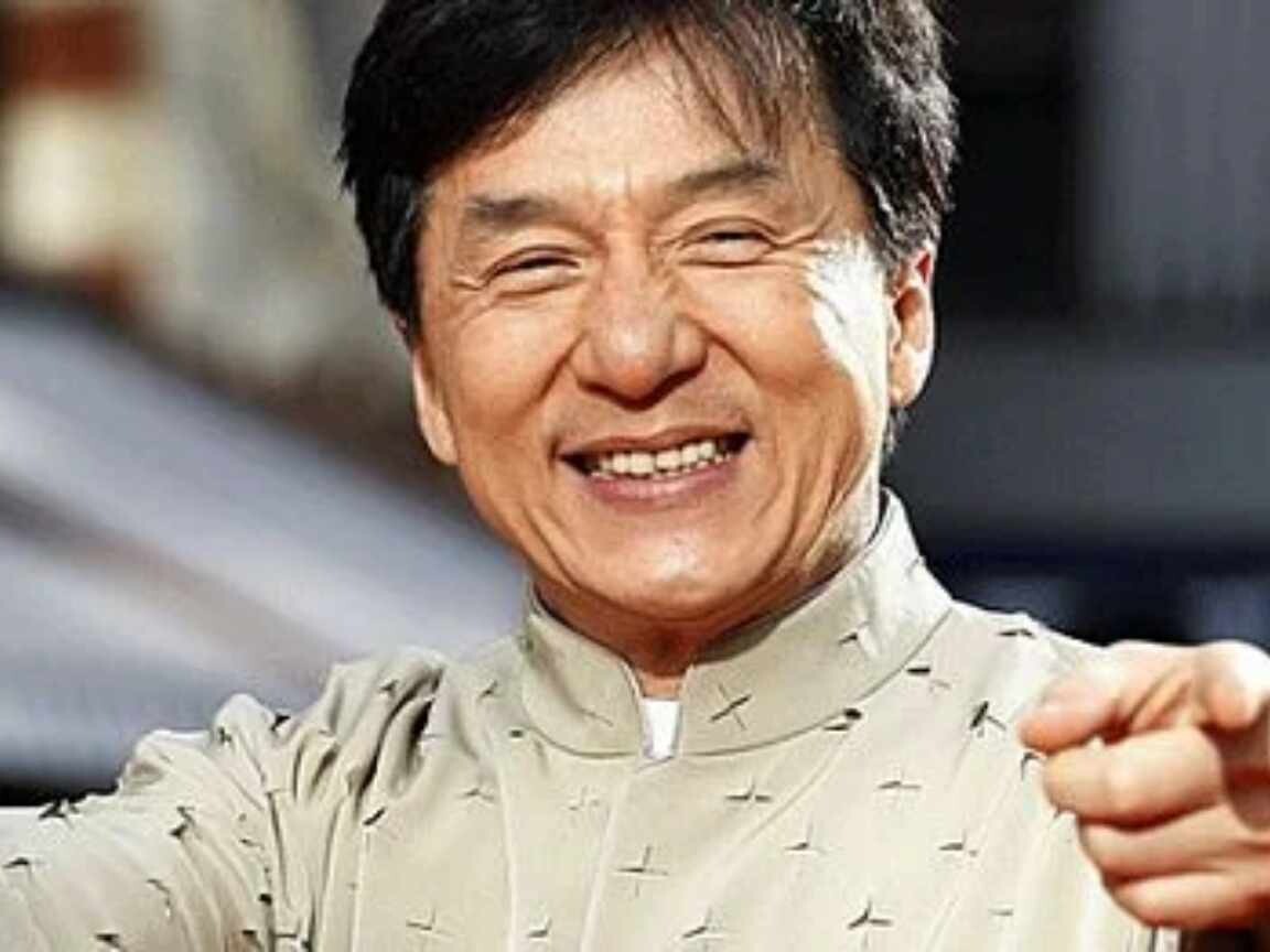 Os 7 melhores filmes de Jackie Chan em Hollywood que você precisa ver