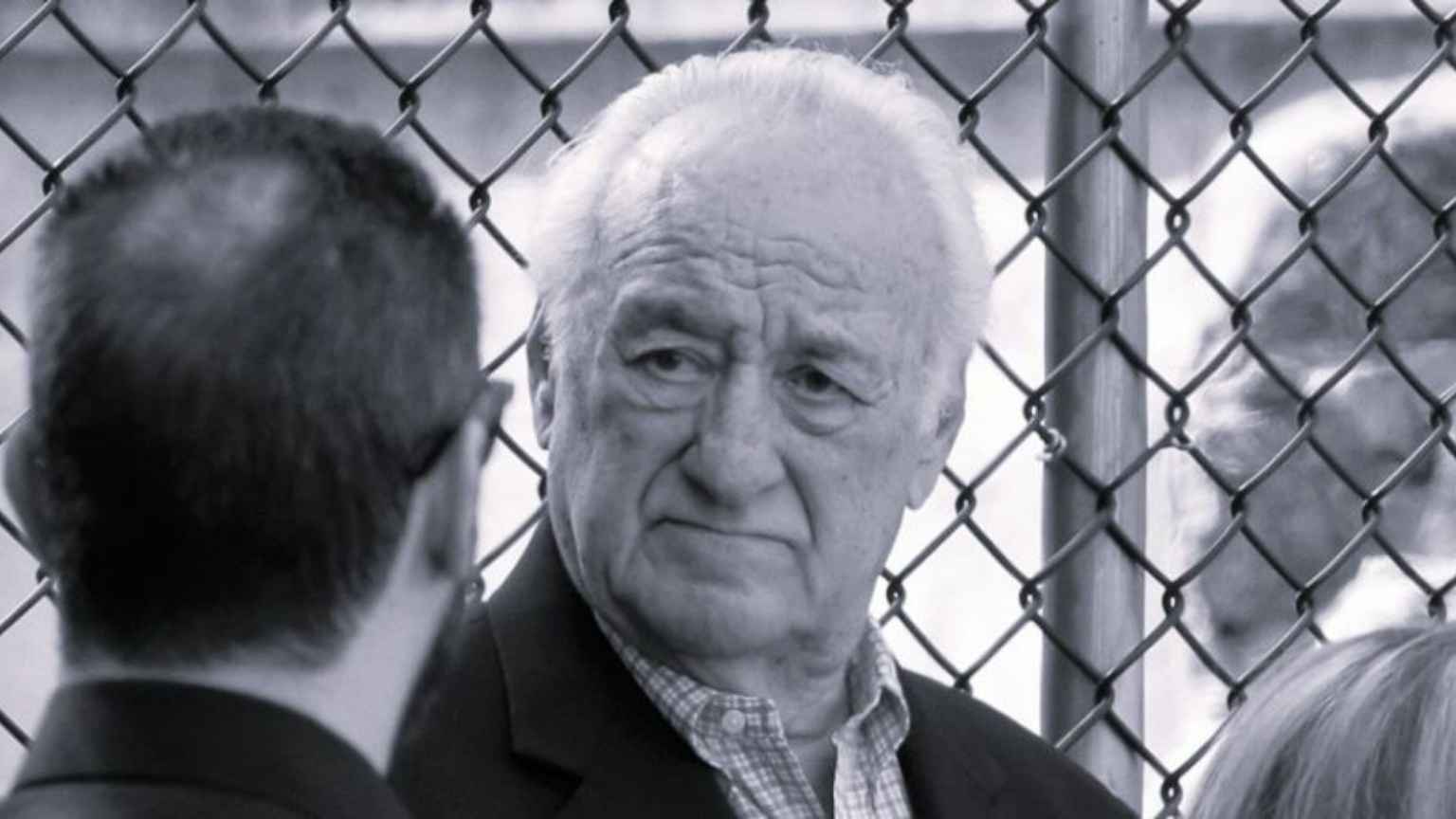 Jerry Adler, o Hesh de 'Família Soprano', morre aos 96 anos