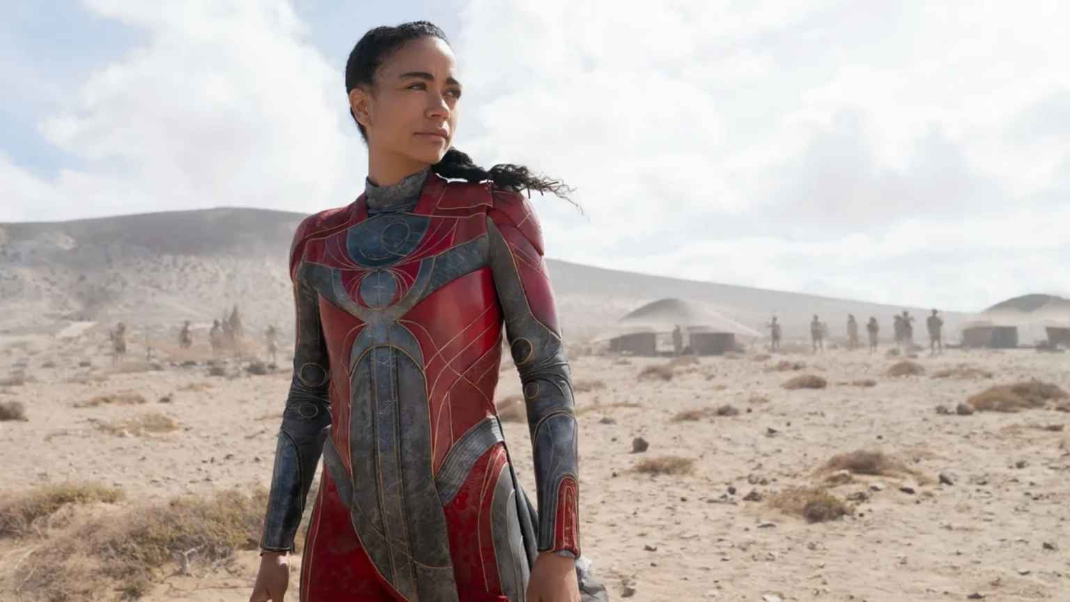 Chloé Zhao diz que recursos ilimitados em 'Eternos' foram 'perigosos'