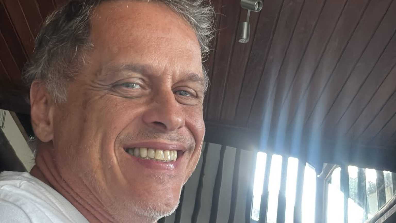Guilherme Fontes se recupera de cirurgia e anuncia novos procedimentos