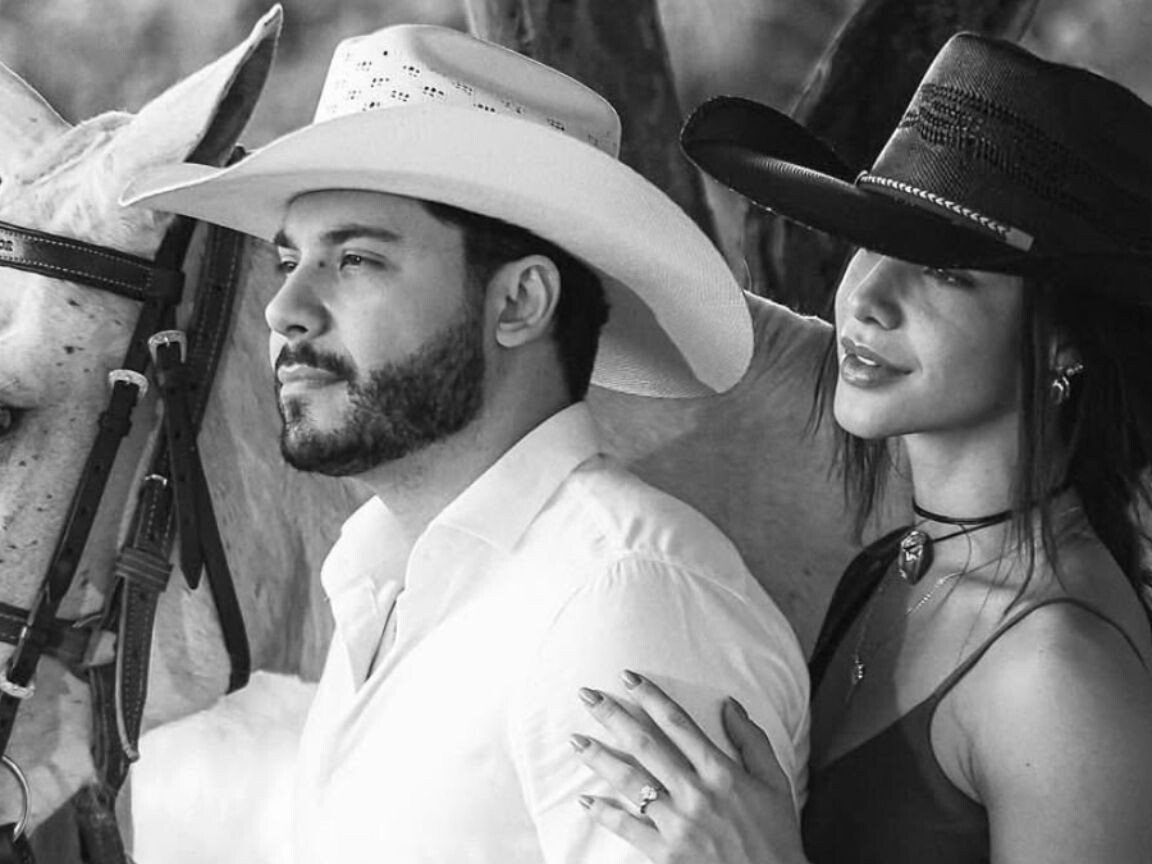 Gabriela Versiani anuncia noivado com o cantor Murilo Huff; pedido foi no início do mês