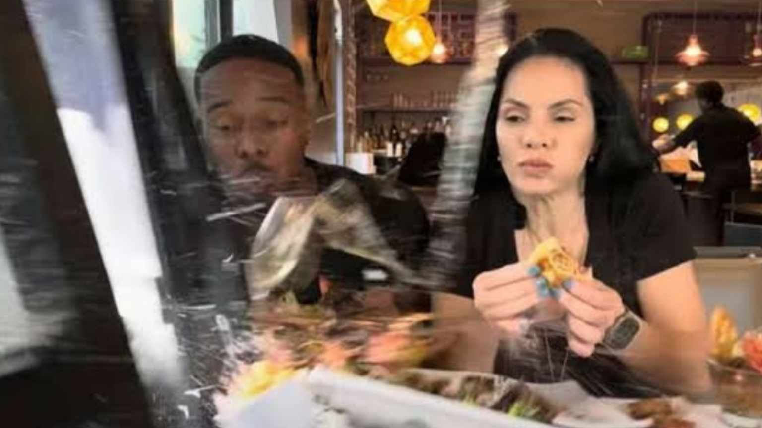 Influenciadores são atingidos por carro dentro de restaurante; vídeo do momento viraliza