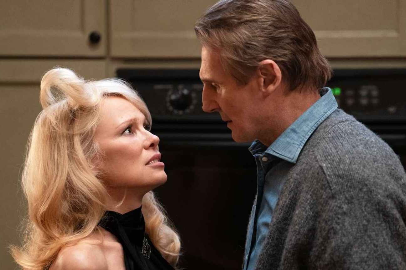 Liam Neeson e Pamela Anderson: romance é real ou marketing para novo filme?