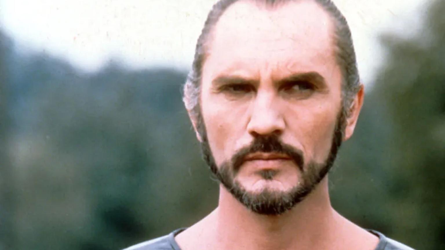 Terence Stamp, o General Zod de 'Superman' e estrela de 'Priscilla', morre aos 87 anos