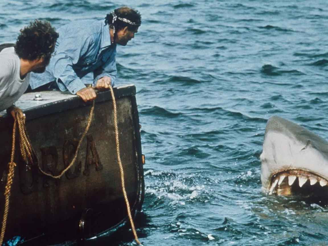 Com 50 anos, Tubarão supera novos lançamentos e abocanha o 2º lugar nas bilheterias