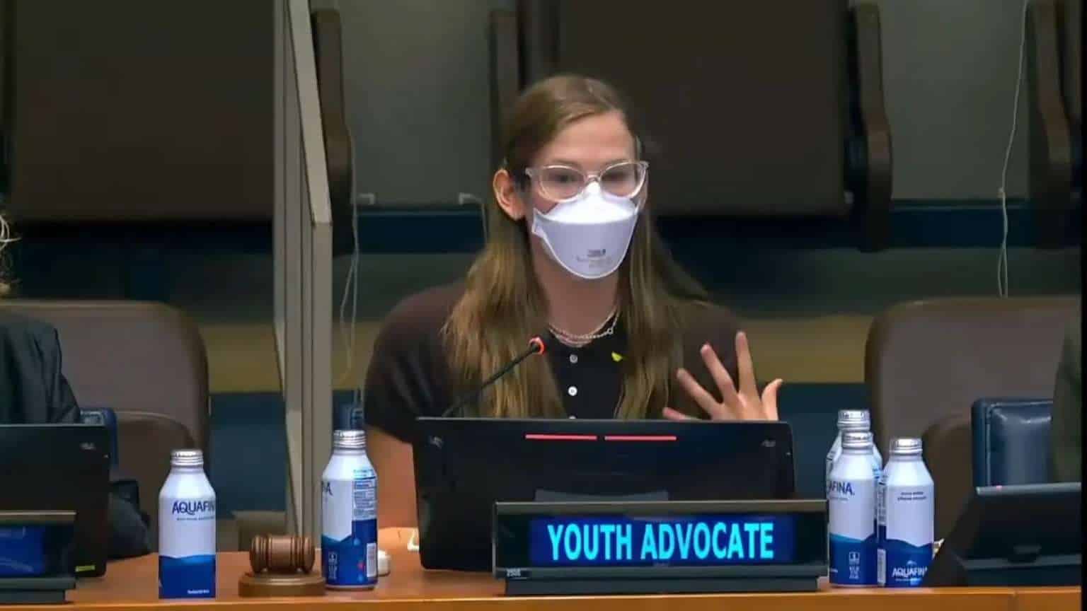Filha de Ben Affleck e Jennifer Garner discursa na ONU por obrigatoriedade de máscaras pós-covid