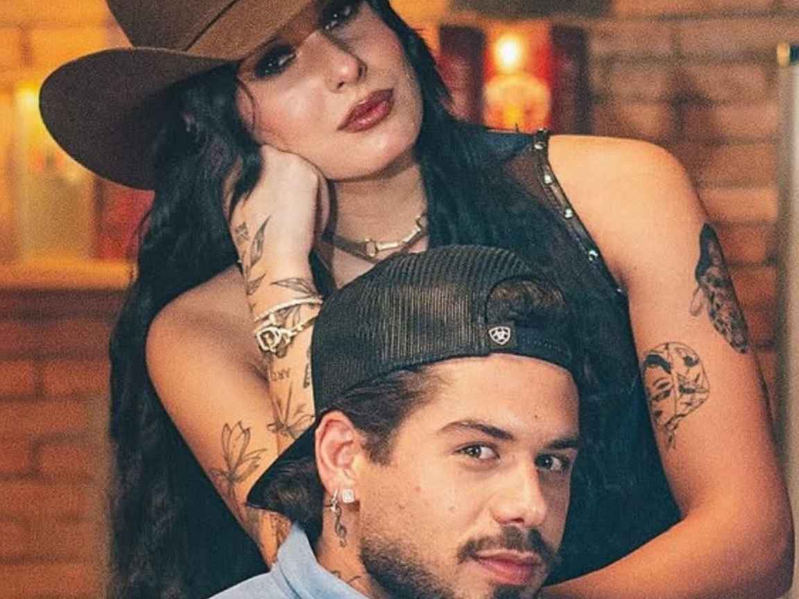 Zé Felipe e Ana Castela viajam juntos e cantor a leva para seu apartamento