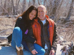 'É como se fosse um longo adeus', diz esposa de Bruce Willis sobre demência