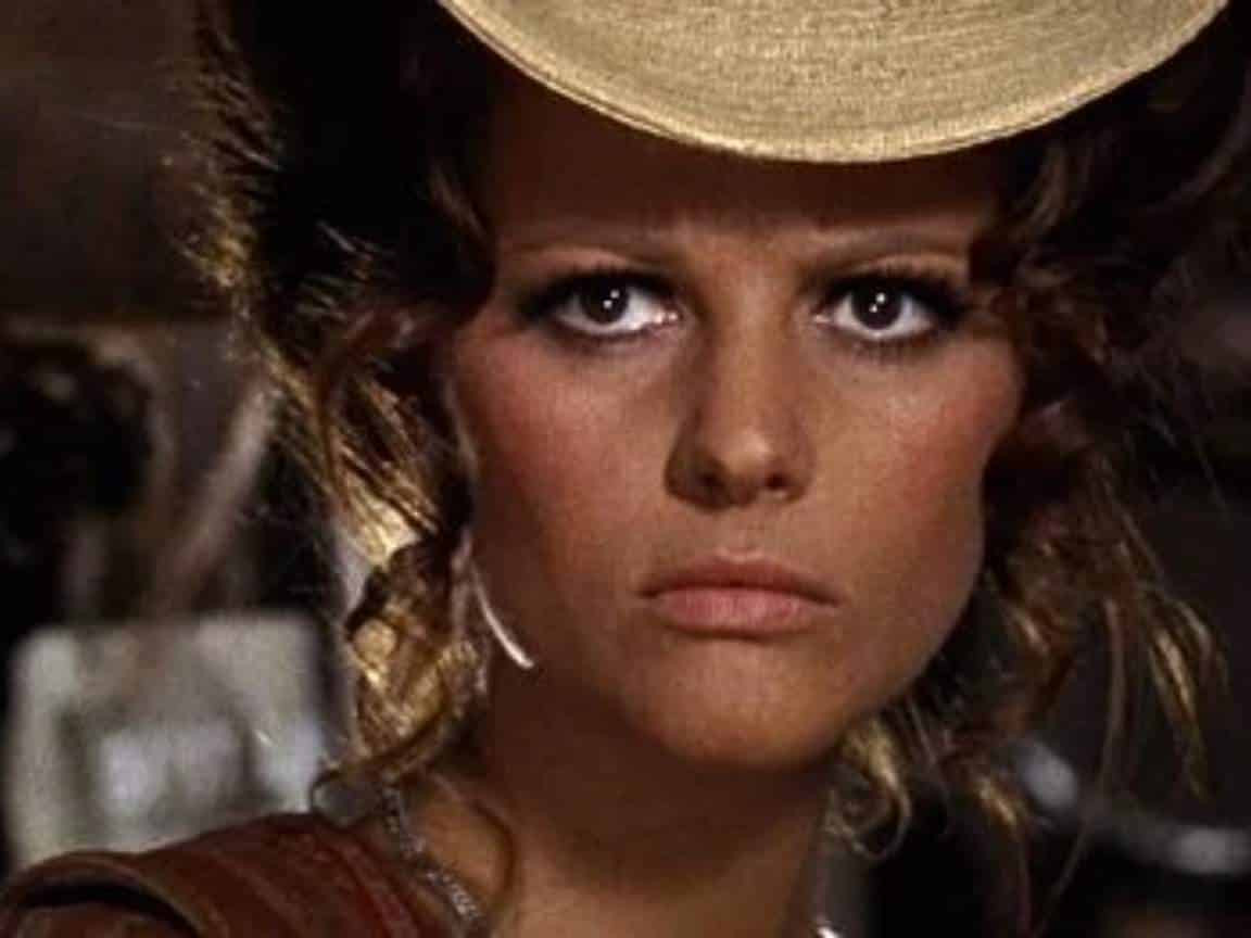 Morre Claudia Cardinale, ícone do cinema italiano e musa de Fellini, aos 87 anos