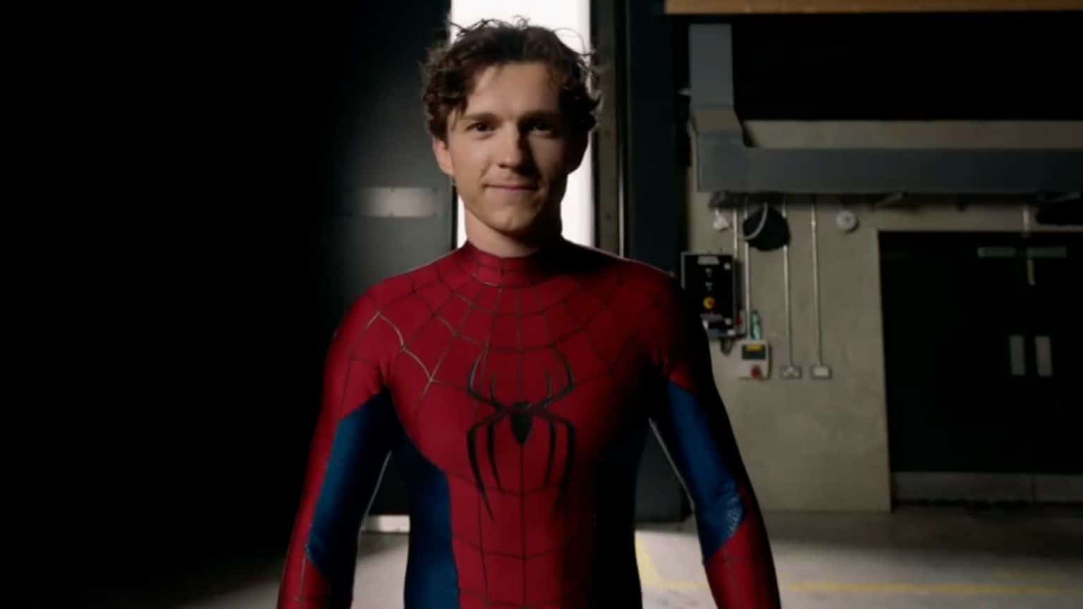 Tom Holland sofre lesão no set de 'Homem-Aranha' e filmagens são pausadas