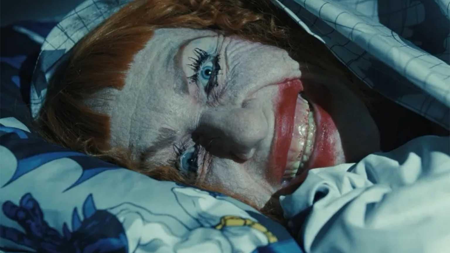 Diretor de 'A Hora do Mal' confirma prequel focado na personagem Tia Gladys