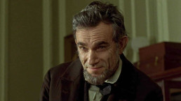 Daniel Day-Lewis explica por que voltou a atuar: 'Pura alegria'